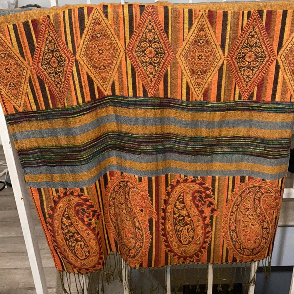 Scarf - Picture 3 of 3